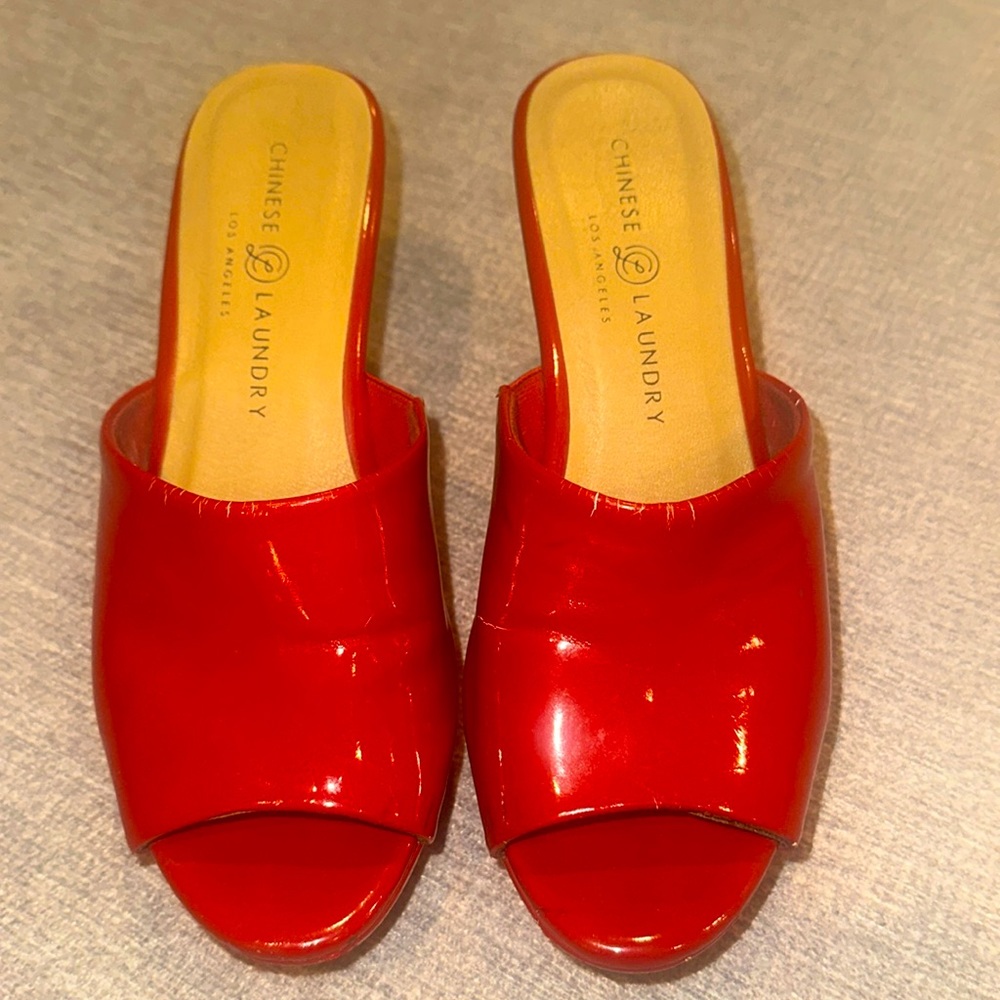 Chinese Laundry red patent leather high heel wedge open toe shoes Size 7.5